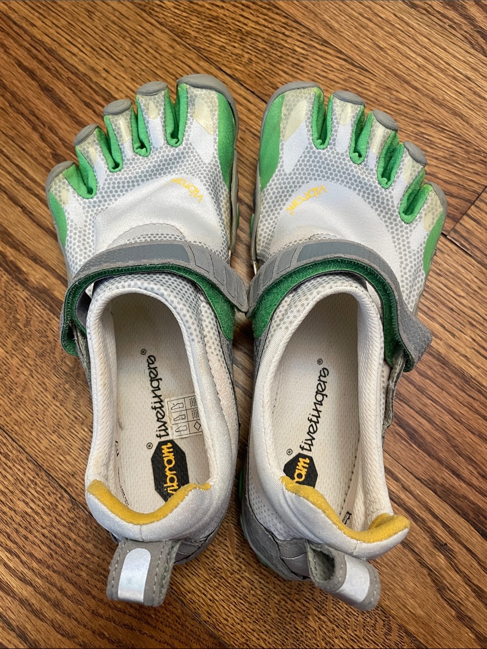 Vibram FiveFingers Women's Bikila - size 36